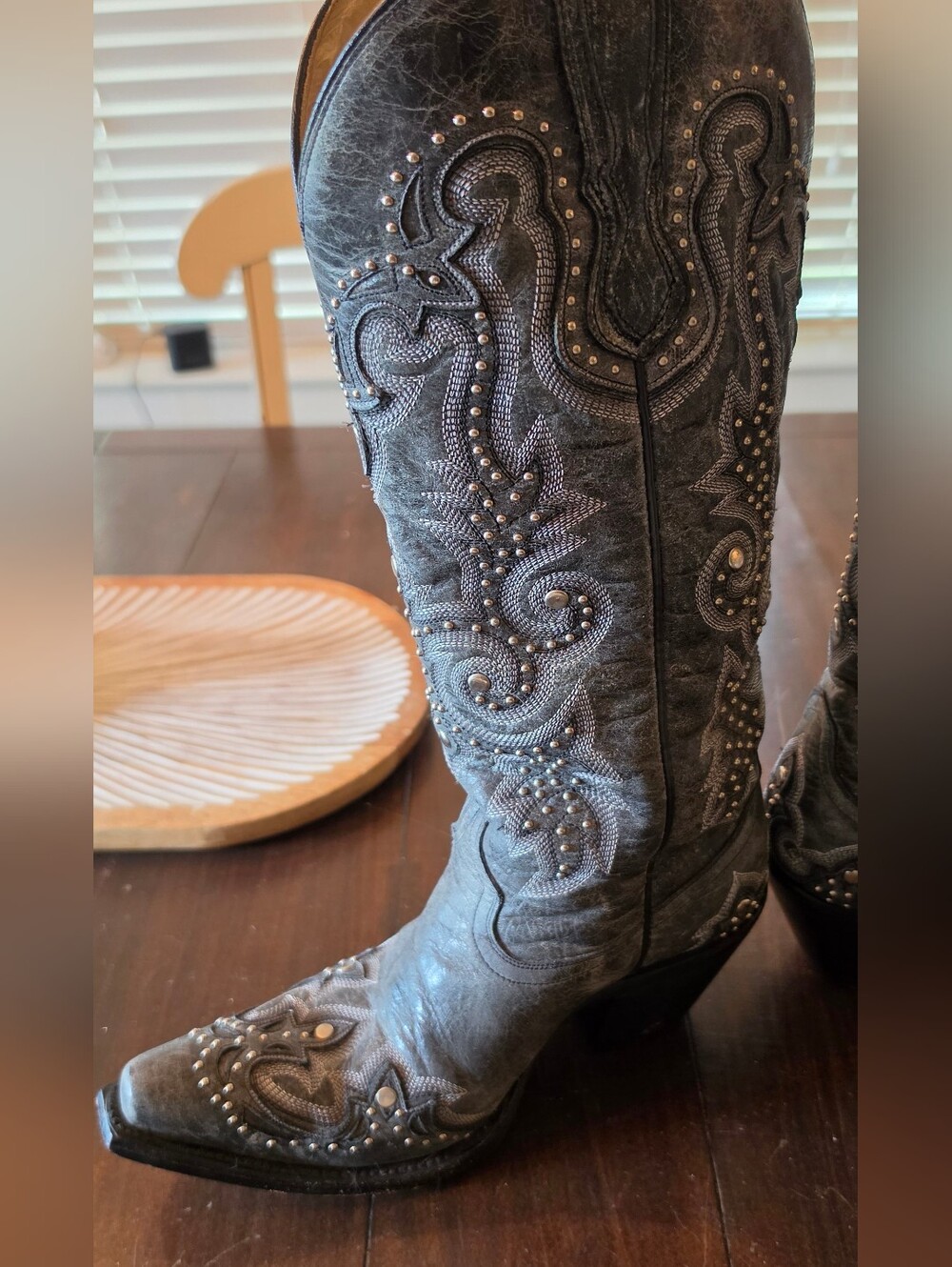 Vintage Corral Grey Embroidered Studded Cowboy Boots - Corral - Picture 8 of 10